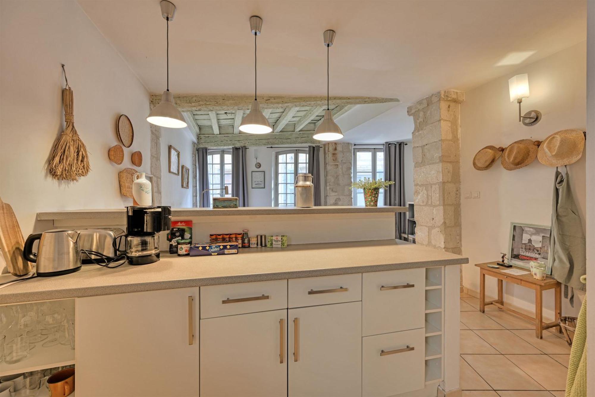 Le Provencal - Hyper Centre - Wifi Apartment